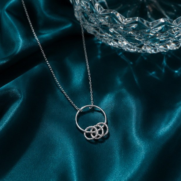 Eterna Link Necklace - View 2