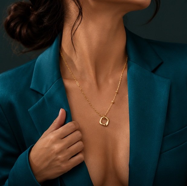 Aurelia Link Necklace - View 4